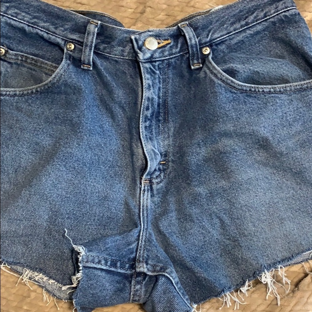 Vintage wrangler jean shorts!